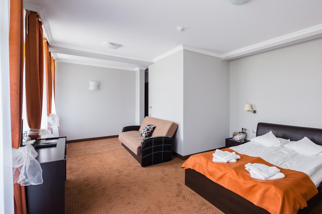 Hotel Transilvania Zalau Bagian luar foto