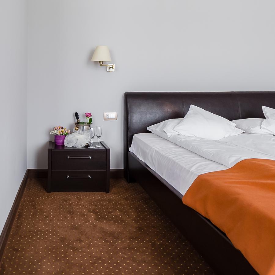 Hotel Transilvania Zalau Bagian luar foto