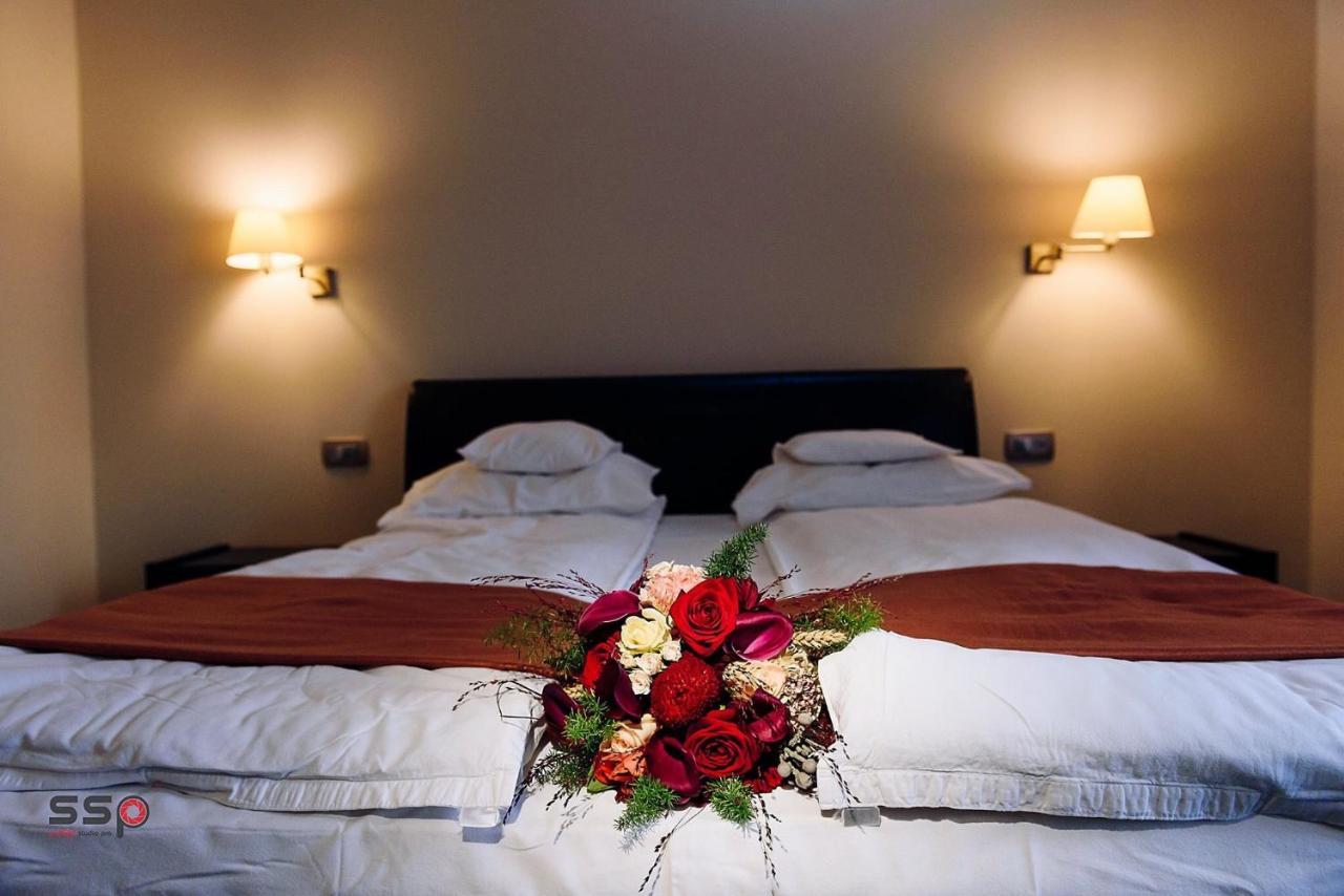 Hotel Transilvania Zalau Bagian luar foto